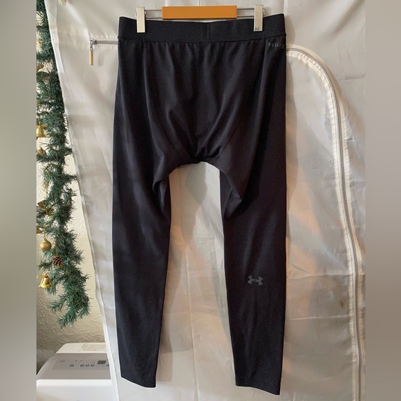Underarmour Base Layer Bottoms - Picture 2 of 6